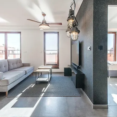 Citystay Chmielna 格但斯克