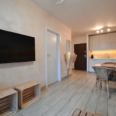 Citystay Chmielna Apartments *